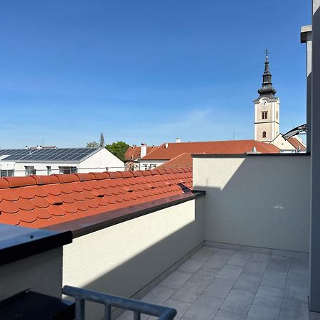 Apartman “Manhattan” Križevci 外观 照片