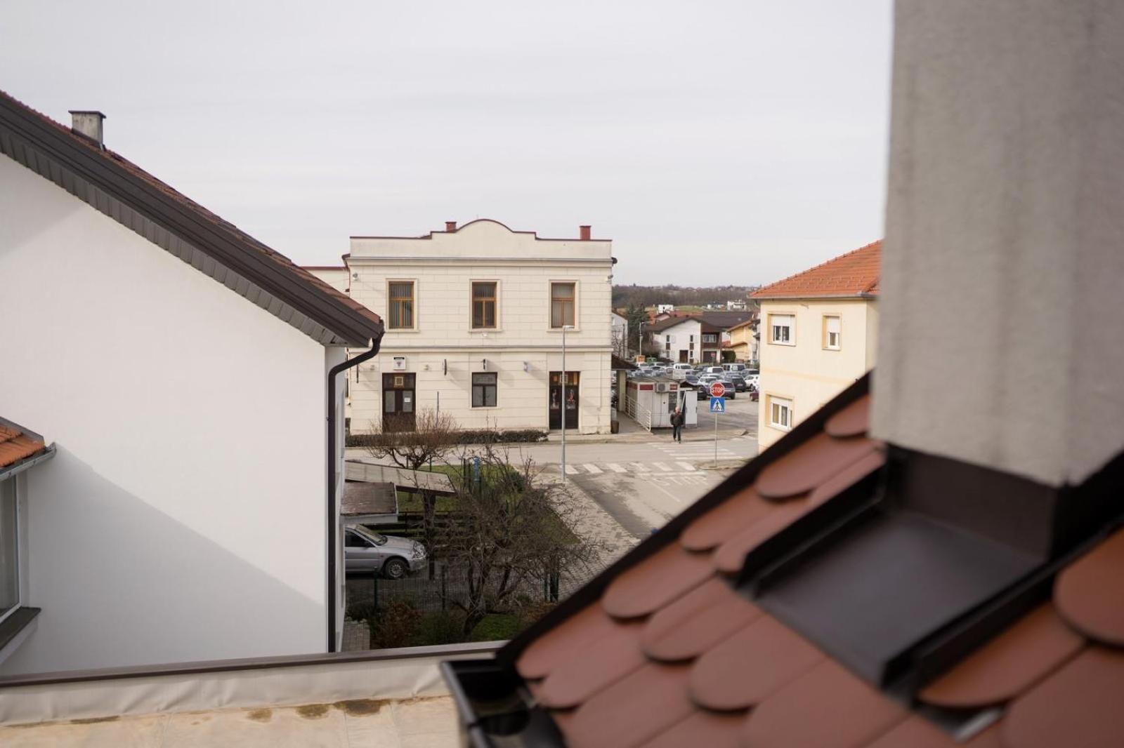 Apartman “Manhattan” Križevci 外观 照片